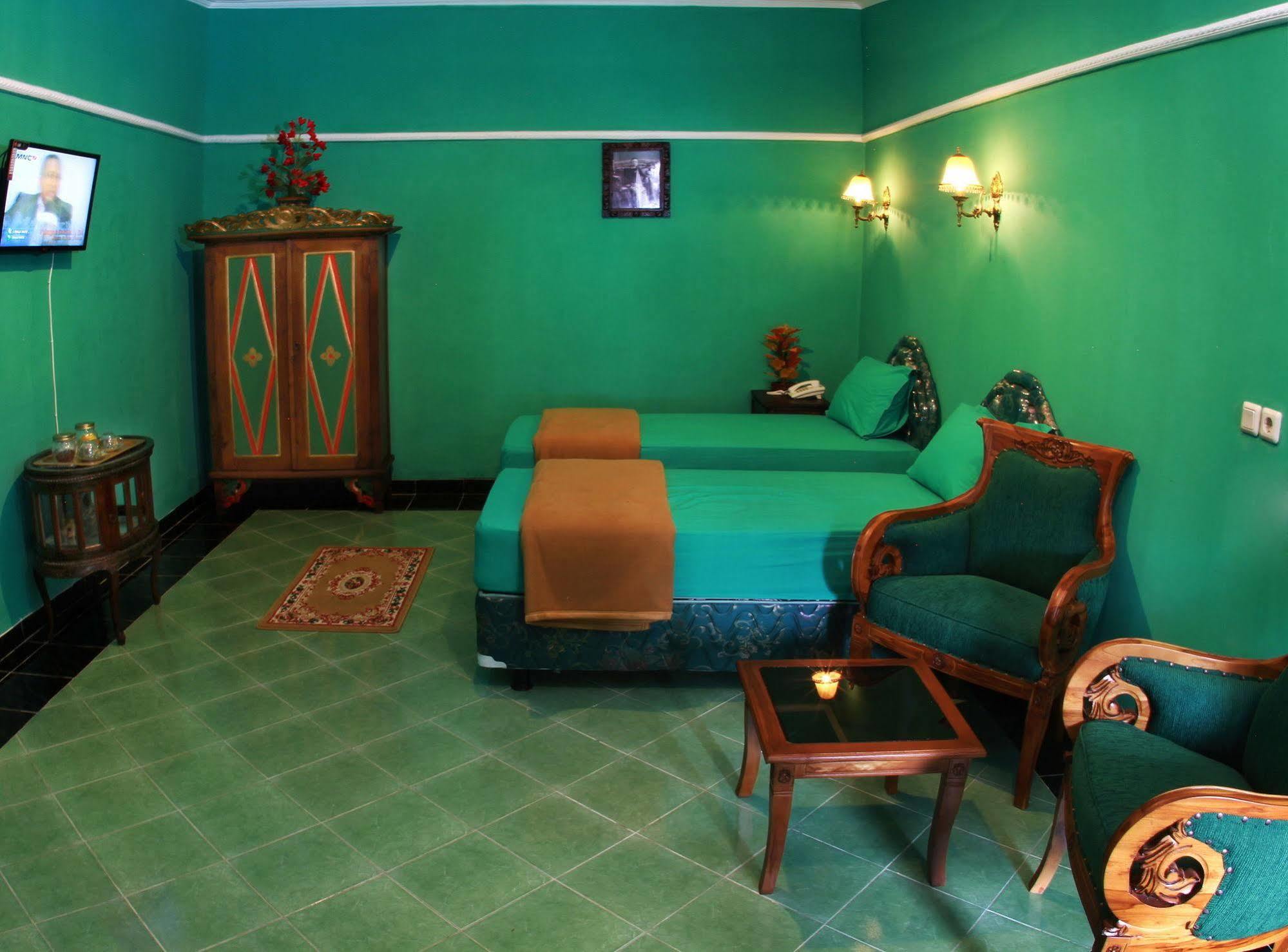 Diana Hotel Jogja Jogyakarta Zewnętrze zdjęcie