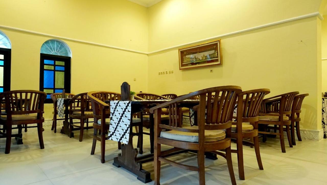 Diana Hotel Jogja Jogyakarta Zewnętrze zdjęcie