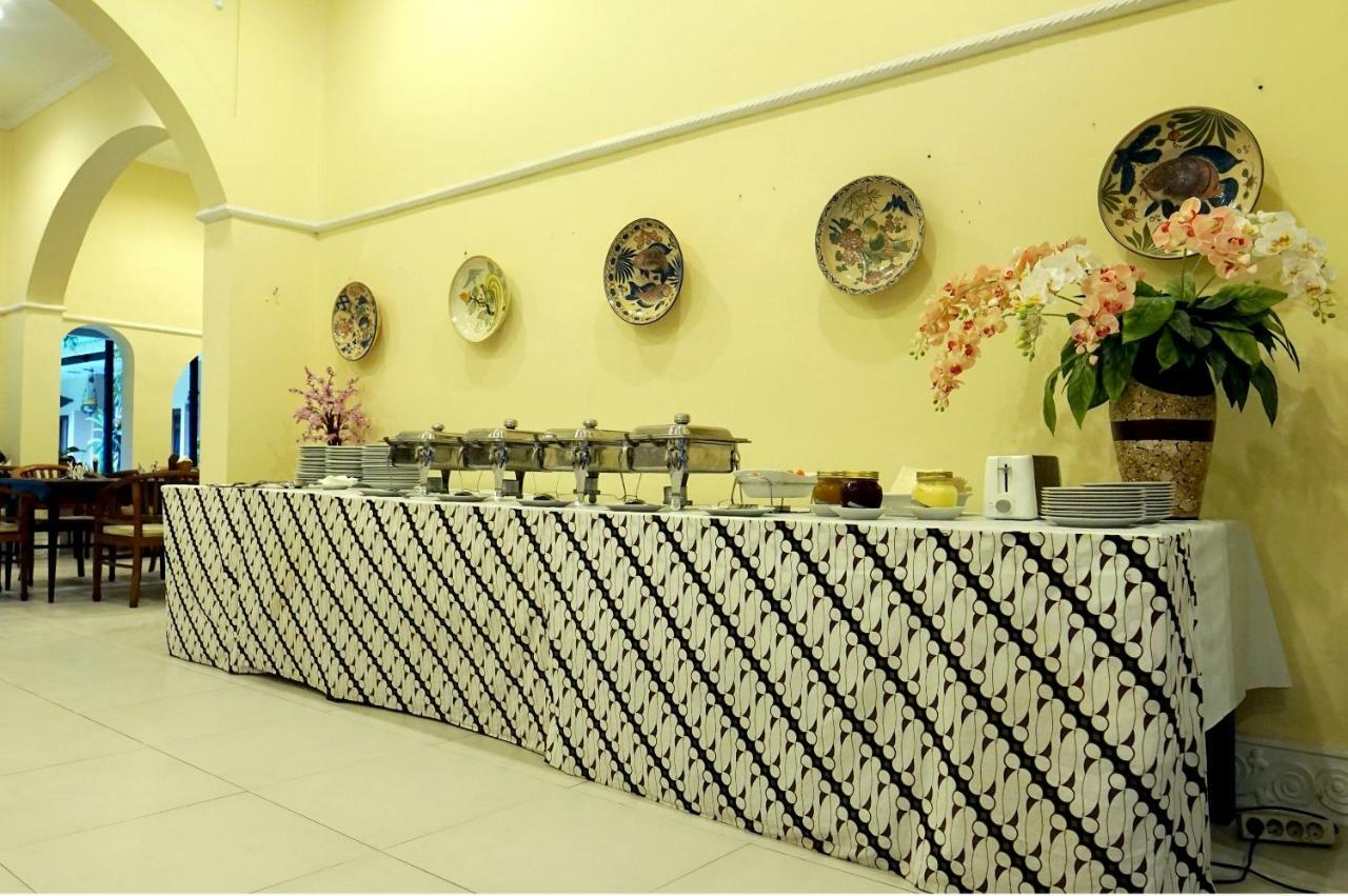 Diana Hotel Jogja Jogyakarta Zewnętrze zdjęcie